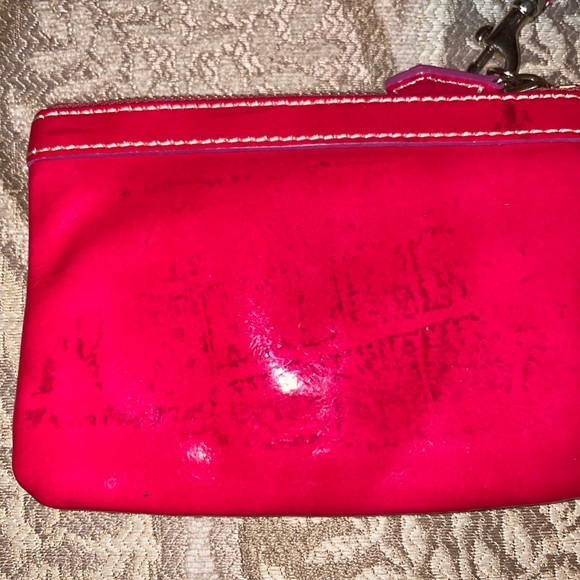 Dooney & Bourke Wristlet - Picture 4 of 4